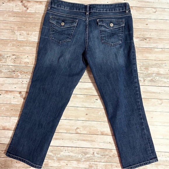Aeropostale Low-Rise Capri Jeans - sz 9/10 - Picture 4 of 6